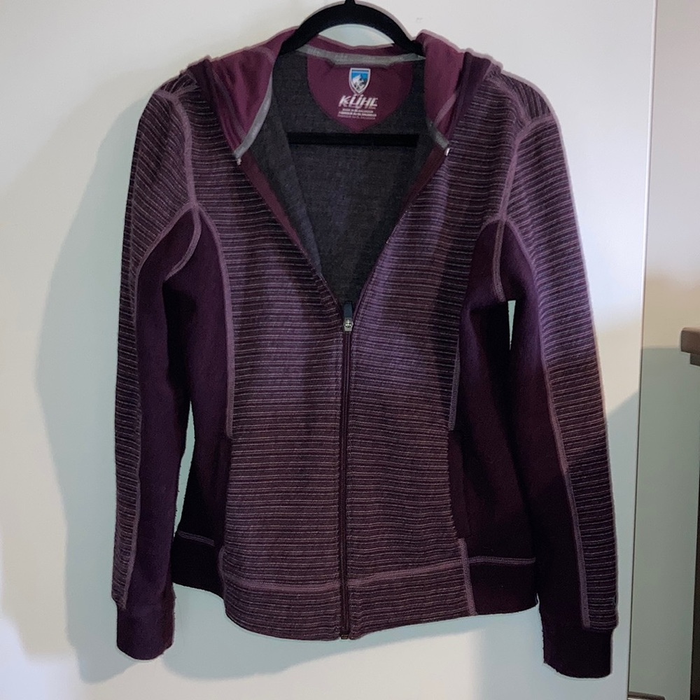 KUHL Chianti Wool/Fleece Full Zip Hoodie Women. Sleeves with thumbholes.